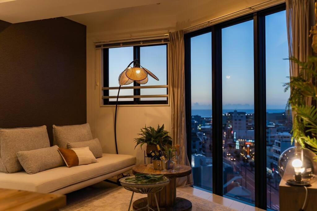 The Penthouse Ginowan Apartment Urasoe Bagian luar foto